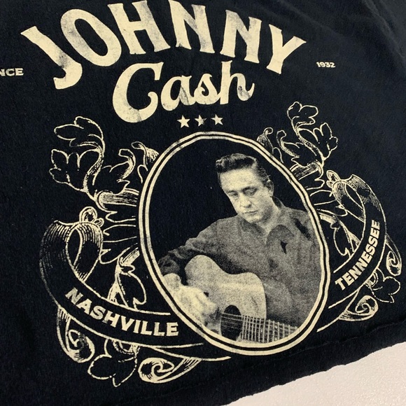 Johnny Cash cropped T-shirt size L. - Picture 3 of 7